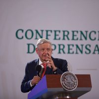 AMLO celebra mayoría en la Cámara y ventaja en gubernaturas; lamenta avance opositor en CDMX