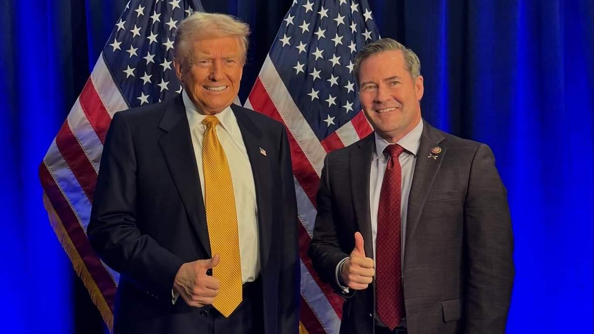 Donald Trump y su asesor de seguridad