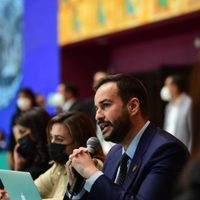 Gobierno de AMLO espió con Pegasus a Agustín Basave; Apple le alertó