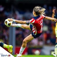Partidazo en el Azteca con gol de antología: América 2-1 a Chivas femenil