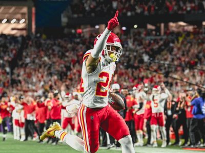 Kansas City conquista su tercer Super Bowl al derrotar 38-35 a Philadelphia