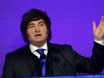 Javier Milei confirmó que el Gobierno Nacional negocia un préstamo con Estados Unidos en medio de la crisis económica