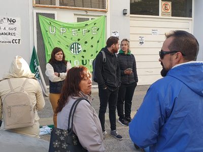 Medidas de fuerza de los trabajadores de la UPEFE por precariedad laboral