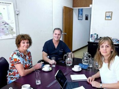 Parrilli se reunió con dirigentes sindicales de la Salud Pública por la emergencia sanitaria