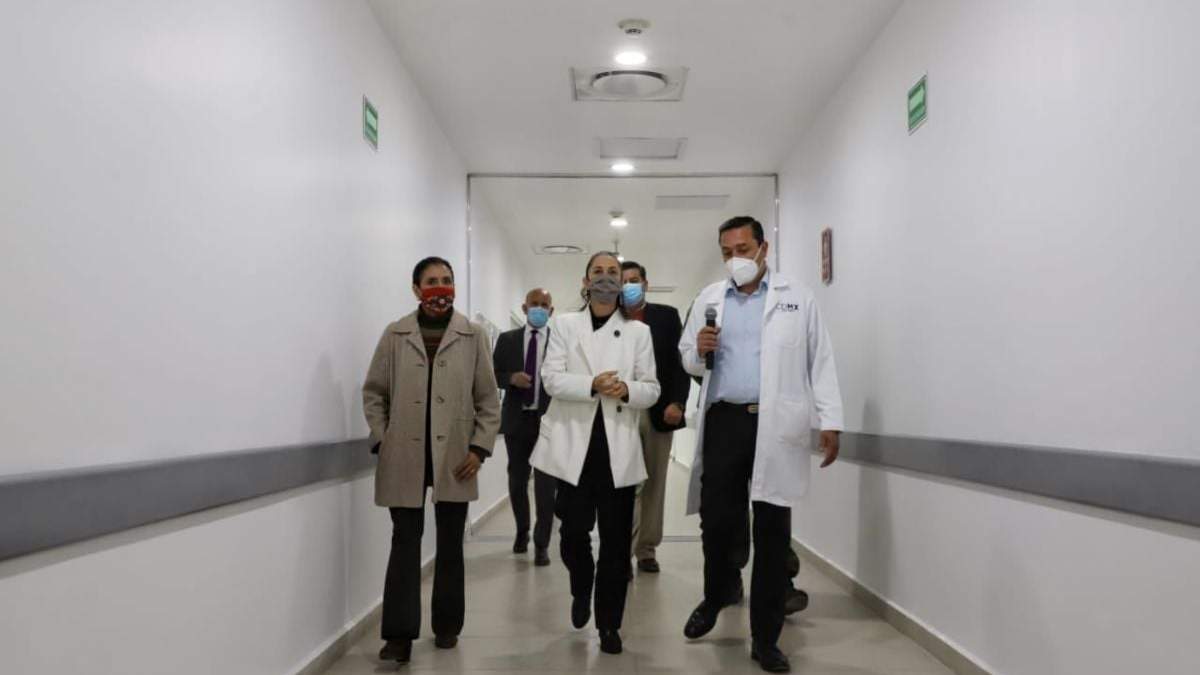 La jefa de gobierno, Claudia Sheinbaum en el nuevo Hospital General de Topilejo, en Tlalpan