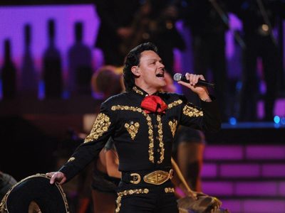 La gira más ambiciosa de Pedro Fernández, “Te doy la vida tour”, abre fechas en 2024