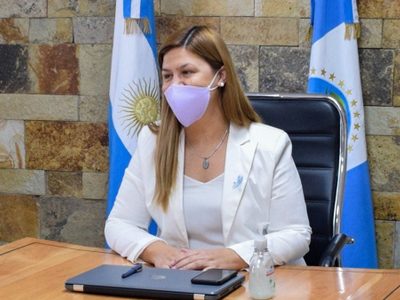 El reclamo de Gloria Ruiz: qué pasa con la vacunación a mayores de 18 en Plottier