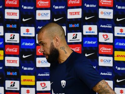 Dani Alves seguirá en prisión; Corte española rechaza la libertad bajo fianza