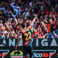 Johan Vásquez anotó gol en la derrota 2-1 del Milan vs. Genoa (Video)