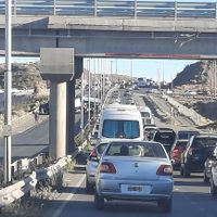 Hubo caos vehicular por accidente en la ruta 7 en Neuquén