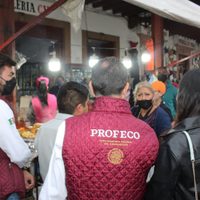 Profeco y municipio de Pátzcuaro revisan local donde vendían enchiladas a más de 800 pesos