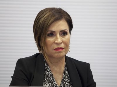 Rosario Robles, hundida en el descrédito