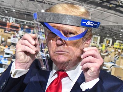 “Me veía como El Llanero Solitario”: Trump ahora está de acuerdo con el uso del tapabocas