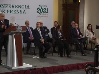 AMLO y (casi todo) el gabinete actualizan declaraciones patrimoniales de 2020