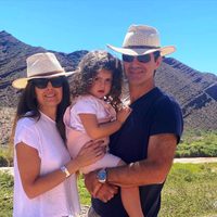 En medio de cerros, Isabel Macedo decoró su casona colonial con elegancia
