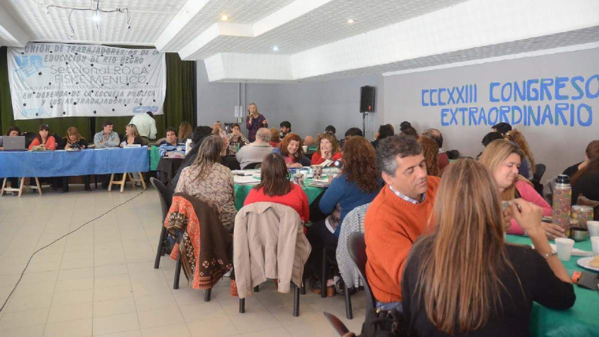 Congreso de la Unión de Trabajadores de la Educación de Río Negro. Fuente: (Twitter)