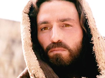 El irreconocible presente del protagonista de La Pasión de Cristo. ¡¿Qué te pasó?!