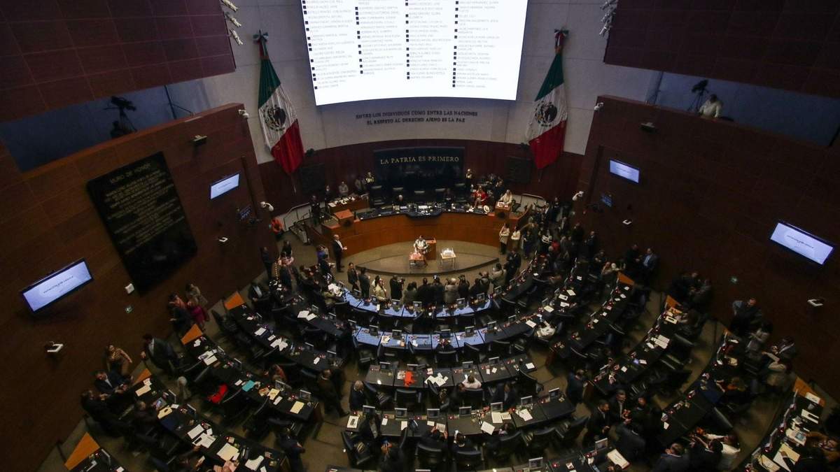 Votación en el Senado del 6 de diciembre, cuando no se alcanzó acuardo para designar a los comisionados
