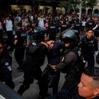 Alzas tarifarias y represión, la otra cara del gobernador de Jalisco
