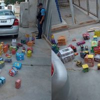 La policía de Centenario detuvo a una persona que vendía pirotecnia en forma ambulante