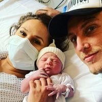 ¿A quién se parece Abril? El Polaco compartió una foto de su bebé y el parecido saltó al instante