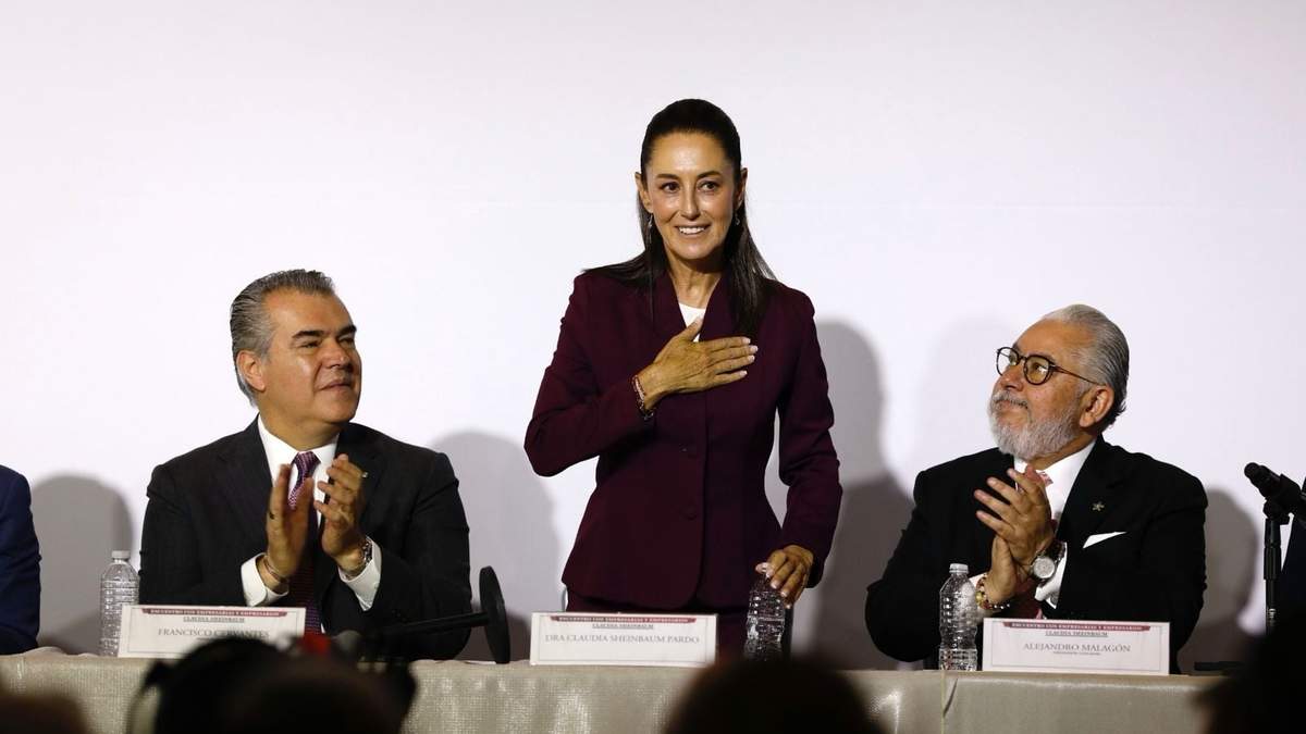 Claudia Sheinbaum reunida con empresarios