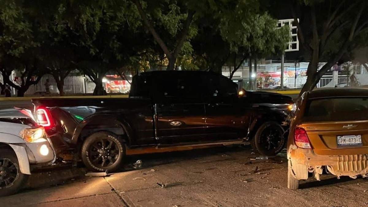 La camioneta en la que viajaba Luis Manuel Lomelí