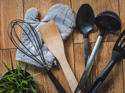 No tires los utensilios de cocina viejos: mirá cómo reciclarlos de la forma más creativa