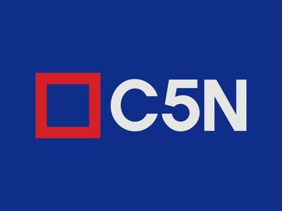 La figura de C5N que es descubierta "a los besos" con un famoso inesperado