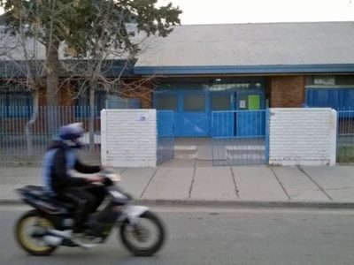 Un alumno de la Escuela 140 se descompensó y la ambulancia tardó 40 minutos en llegar