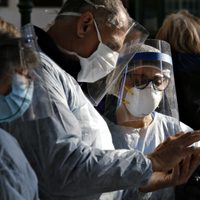 Coronavirus en Argentina: volvieron a bajar los casos y las muertes