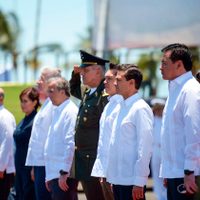Gobernador de Campeche humilla al comisionado Renato Sales durante visita de Peña