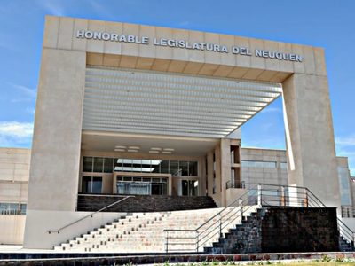 Diputados de Comunidad impulsan cambios en la ley impositiva