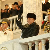 Corea del Norte ostentó su poderío militar en un desfile en la capital