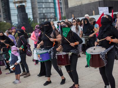 Cerco policiaco en marcha, 'un acto de provocación”: Terremoto feminista