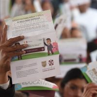 Sheinbaum anuncia aumento de “Mi beca para empezar”; estos serán los nuevos montos