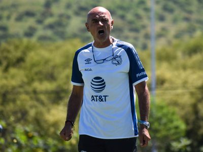 "El Chelís" buscará diputación federal con Morena
