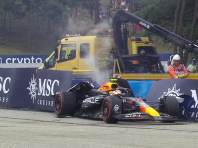 “Checo” Pérez estrella su auto en la clasificatoria del Gran Premio de Hungría (Videos)