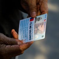 Tercera dosis de la vacuna en Chile: a quiénes está dirigida