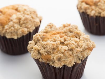 Muffins rellenos con crumble: tentate con esta receta increíble para una tarde a puros mates