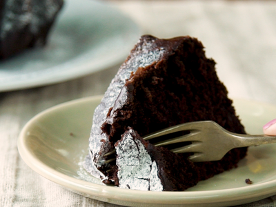 Budín de chocolate sin leche y mega esponjoso: poné la pava y disfrutalo en la tarde con amigos
