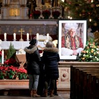 Zelenski recuerda a Benedicto XVI como “promotor de valores universales”