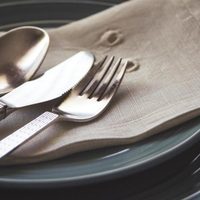 Con pocos ingredientes, así tenés que limpiar el cajón de cubiertos para dejarlo impecable