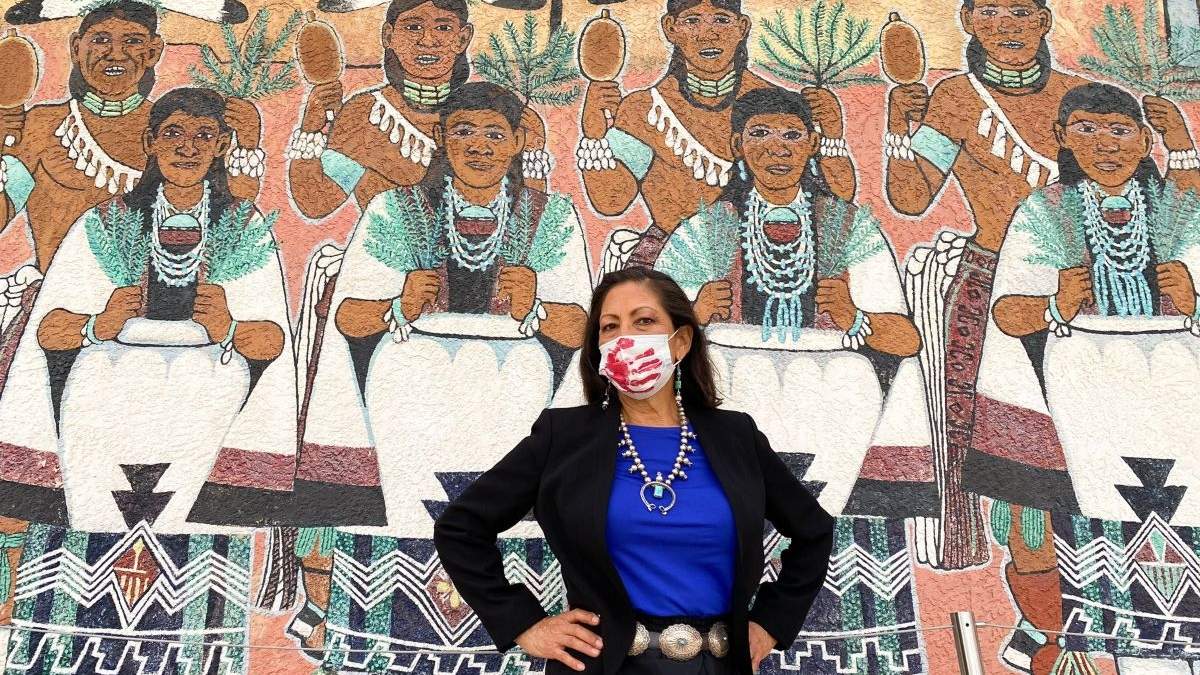 La congresista Deb Haaland