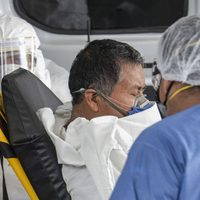 CDMX seguirá en semáforo naranja "con alerta"; hospitalizaciones podrían subir