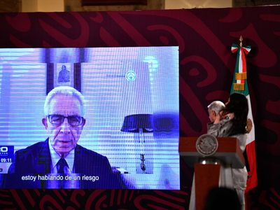 “Nada más estoy esperando a Salinas”: AMLO después de declaraciones de García Luna y Zedillo