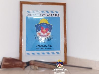 Amenazó a una mujer con una carabina y quedó detenido