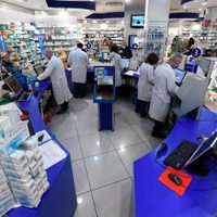 Los afiliados del PAMI podrían quedarse sin medicamentos