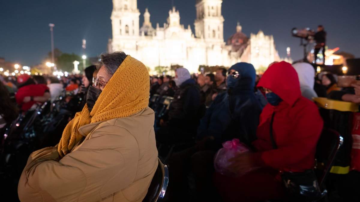 Frío la noche del domingo en la capital del país
