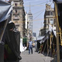 CNTE amaga ahora con movilizaciones en la SEP, Hacienda e INE; acusa a Sheinbaum de cancelar diálogo